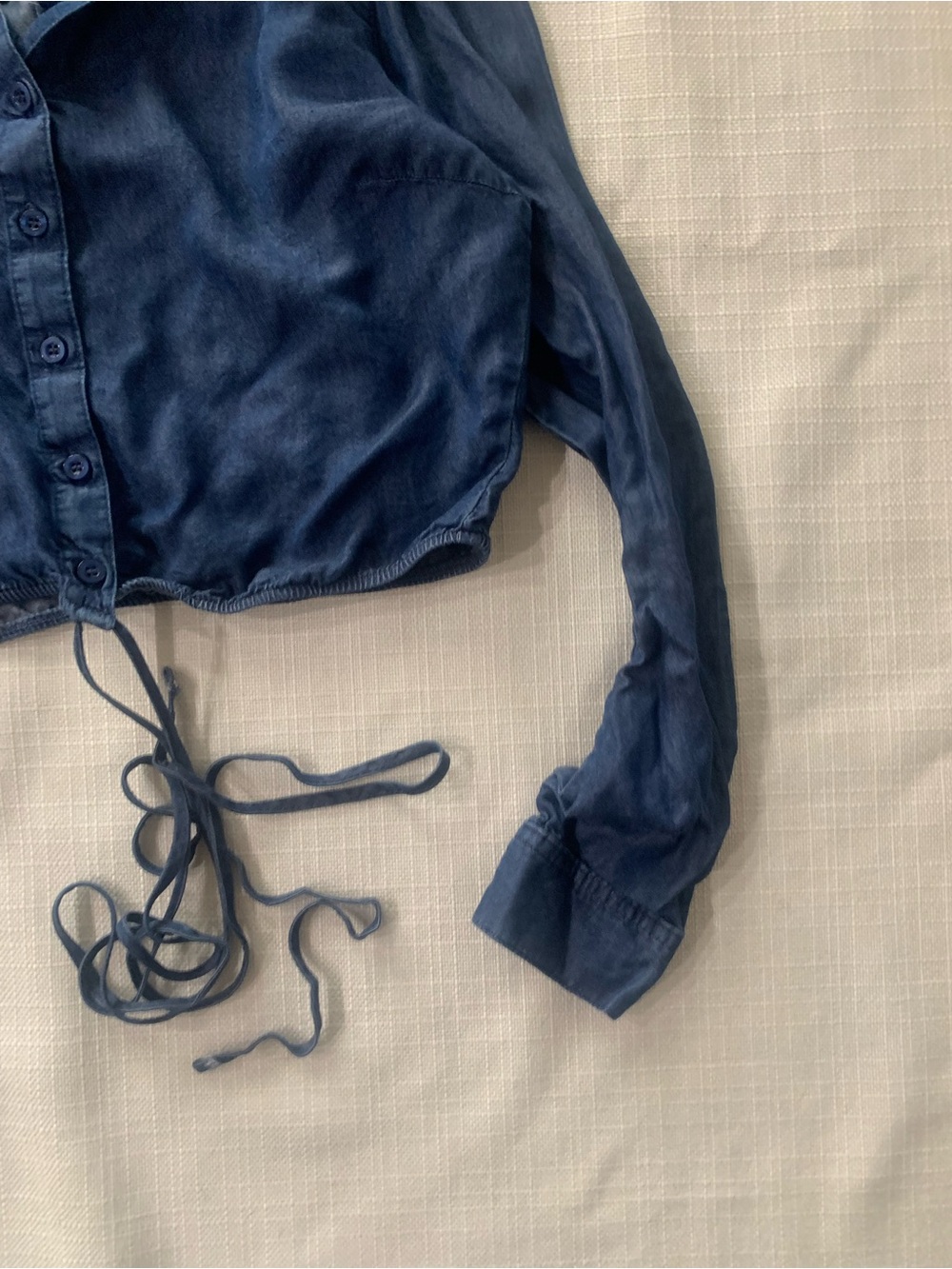 Iris Dark Wash Cropped Denim Button-Down Top - Picture 4 of 9